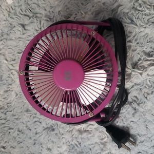 Small nail polish fan
